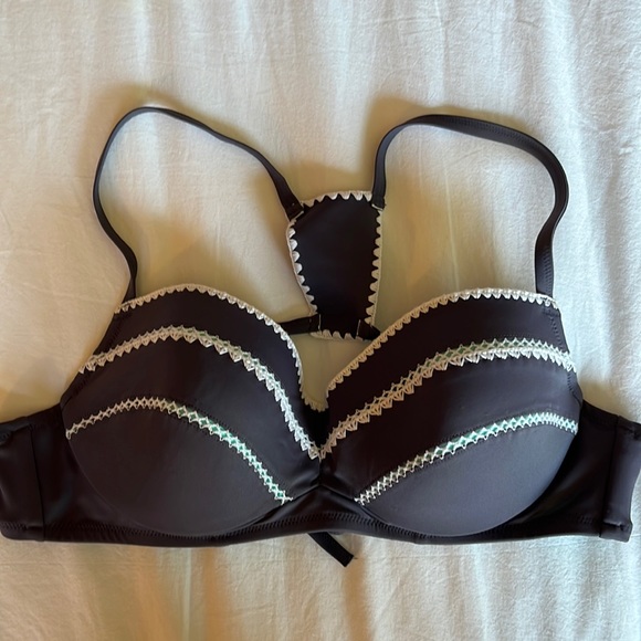 Shade & Shore Other - SHADE & SHORE purple bikini top